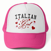イタリアの女の子のピンクの帽子