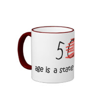年齢は- 50精神状態です コーヒーマグ