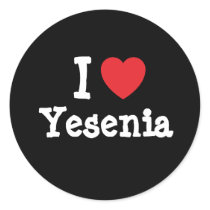 私はYeseniaのハートのTシャツを愛します