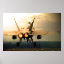 F-18Cのスズメバチのキャリアのアフターバーナーの離陸 ポスター
