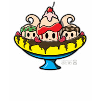 KawaiiのバナナスプリットのアイスクリームのサンデーのTシャツ tシャツ
