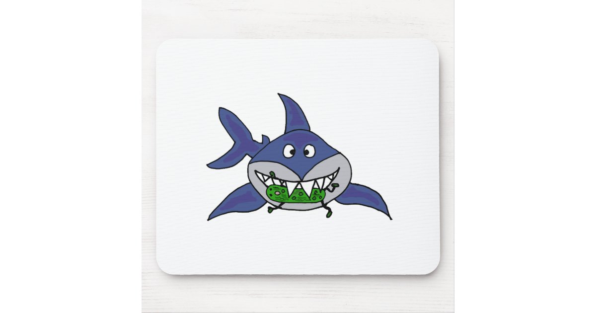 おもしろいな鮫の食べ物のピクルスの人の漫画 マウスパッド Zazzle Co Jp おもしろいな鮫の食べ物のピクルスの人の漫画 マウスパッド Zazzle Co Jp