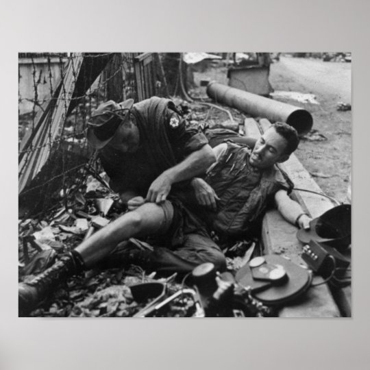 けが人の兵士のベトナム戦争1968年 ポスター Zazzle Co Jp