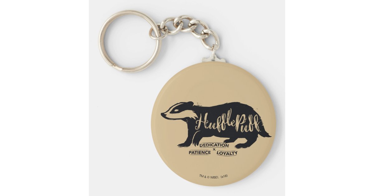 ハリー ポッターシリーズ Hufflepuff のシルエットのタイポグラフィ キーホルダー Zazzle Co Jp ハリー ポッターシリーズ Hufflepuff のシルエットのタイポグラフィ キーホルダー Zazzle Co Jp