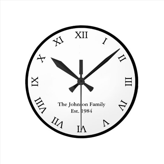 パーソナライズなローマ数字 ラウンド壁時計 Zazzle Co Jp