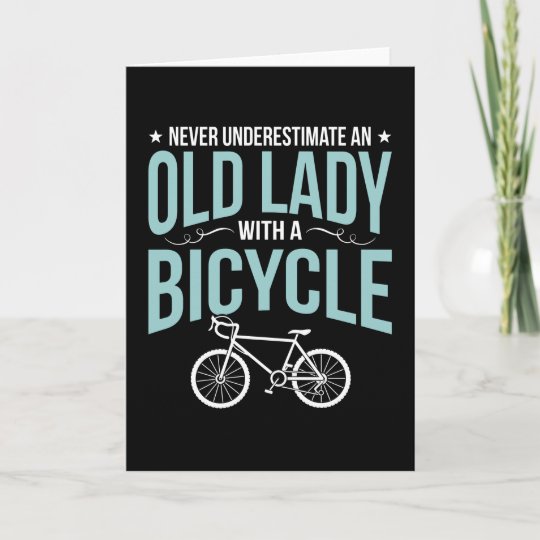自転車の自転車乗りのおばあおもしろいさんミーム カード Zazzle Co Jp