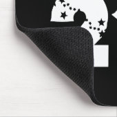 ああ、彼女は21歳だ マウスパッド (コーナー)