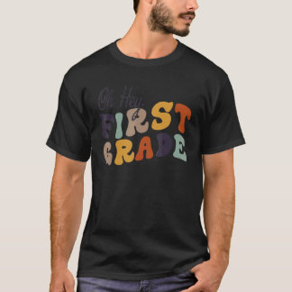 ああ、1年生の新学期のための先生と Tシャツ