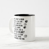 あおもしろいなたのために熊と戦うパパ ツートーンマグカップ (正面左)