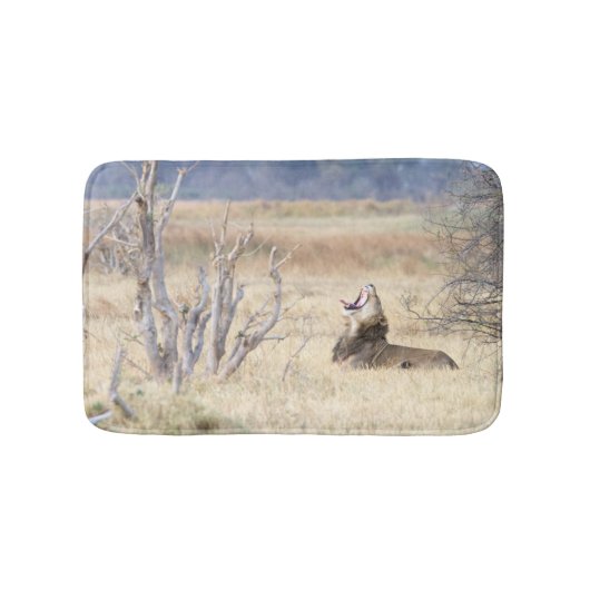 あくびするライオン バスマット (正面)