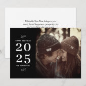 あけましておめでとうございます。シンプルな黒のタイポグラフィ写真 シーズンカード (正面/裏面)