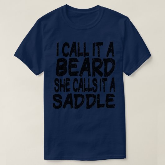 あごひげってサドルの贈り物と呼んでいおもしろいる Tシャツ (デザイン正面)