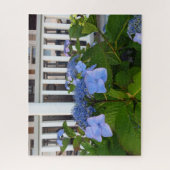 あじさいビクトリアンとポーチ – Martha's Vineヤード ジグソーパズル (縦)