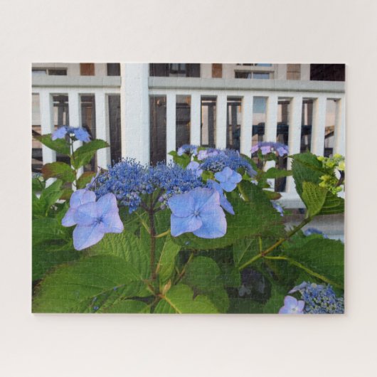 あじさいビクトリアンとポーチ – Martha's Vineヤード ジグソーパズル (横)