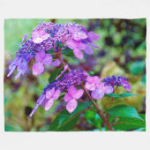 あじさい花を叫ぶ紫色のひねり フリースブランケット (正面(横))