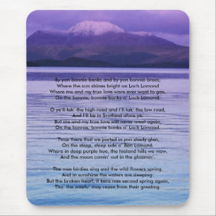 あそこの魅力的な銀行によるLoch Lomond マウスパッド