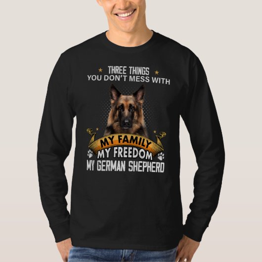 あなたがドイツの羊飼いDと混乱しない3つの事 Tシャツ (正面)