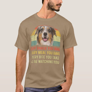 あなたが作るすべてのスナック青犬ママ犬パパレトロ Tシャツ