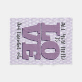 あなたが必要とするのは愛および油だけです フリースブランケット (正面(横))