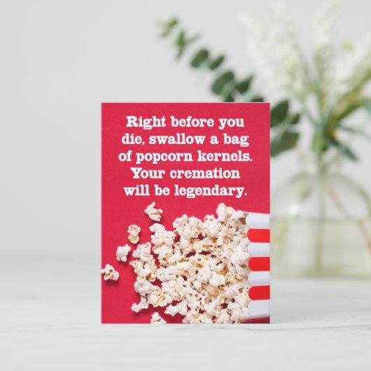あなたが死ぬ直前に見たいユーモアの「記念に」ポストカード ポストカード (スタンド正面)