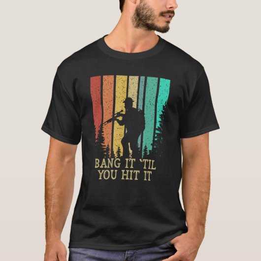 あなたが鹿を打つまでElk Bowhunterを打つまで Tシャツ (正面)