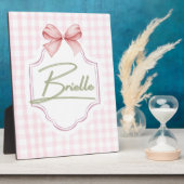 あなただけのBrielle 赤ちゃん女の子の Nursery Bow&Gingham フォトプラーク (側面)