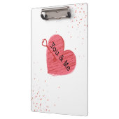 あなたと私のモダン赤いハートと鍵バレンタインデー クリップボード (左)