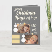 あなたのためにクリスマスハグの写真グレー白 シーズンカード (正面)
