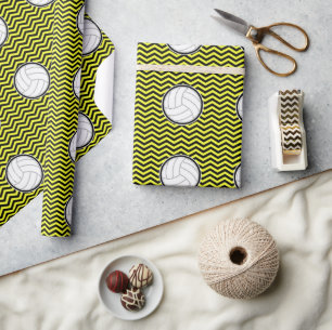 あなたのチーム色のギフトとバレーボール黒いシェブロン ラッピングペーパー