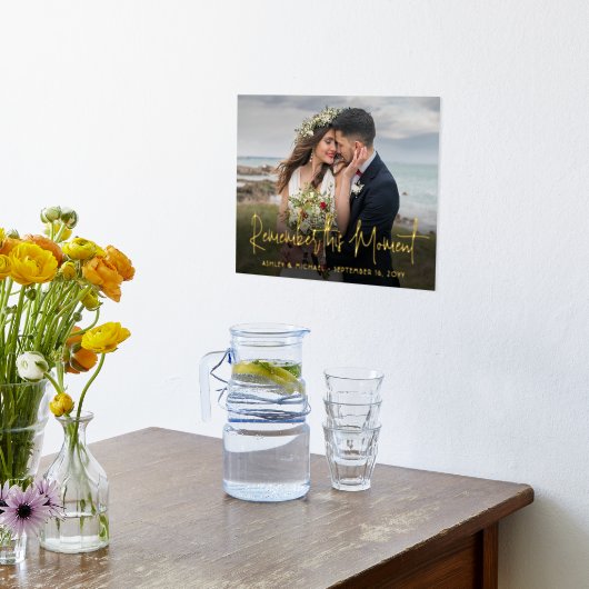 あなたのテキストと写真結婚は、この瞬間を思い出す 箔ポスター (レイダウン (キッチン))
