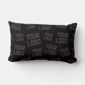 あなたのデザインまたはビジネス ロゴ | ランダムな配置 ランバークッション (裏面)