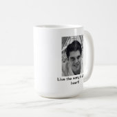 あなたのハートに歌は住んでいます! FreddyFrogのコップ コーヒーマグカップ (正面右)