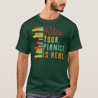 あなたのピアニストが来ている Tシャツ