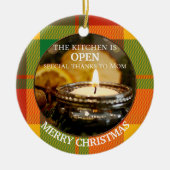 あなたのフォトプレイドキッチンクリスマスパーソナライズされた セラミックオーナメント (正面)