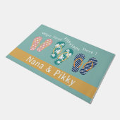 あなたのフリップフロップをここにラグ、名前をカスタムするを拭く ドアマット (アングル)