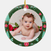 あなたのベビーの写真カスタムクリスマスグリーンカラフル セラミックオーナメント (裏面)