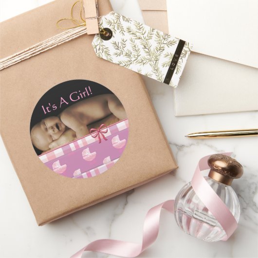 あなたのベビー写真とベビーガールのシール ラウンドシール (ギフト)