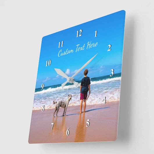 あなたのペットの写真の時計とカスタム文字 スクエア壁時計 (傾斜)