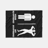 あなたのボーイフレンドvsマイおもしろいボディビルジムデザイン フリースブランケット (正面(横))