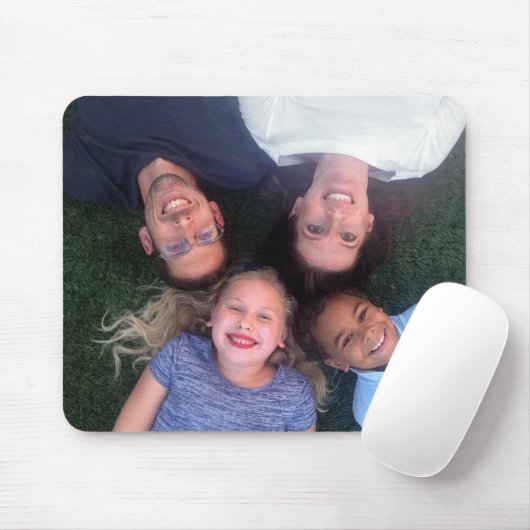 あなたのマウスパッドを個人化するために家族の写真を加えて下さい マウスパッド (マウス)