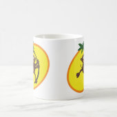 あなたのマグの幸せな猿 コーヒーマグカップ (中央)