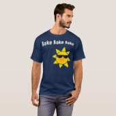 あなたのムレたお尻を焼け!太陽の下で着る超ミニビキニのユーモア Tシャツ (正面フル)