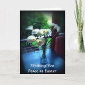 あなたのメッセージが付いている青いテーブルの白い花 シーズンカード (正面)