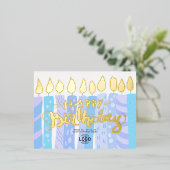 あなたのロゴおもしろいブルーキャンドルビジネスハッピーバースデー 箔シーズンポストカード (立ち正面)