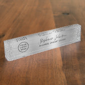 あなたのロゴシルバーメタリックグリッターボスレディーデスクN デスクネームプレート (側面)