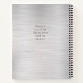 あなたのロゴ、ビジネス名ブラシ付きスチール&ブラック ノートブック (裏面)