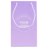 あなたのロゴ | 優しいラベンダーオンブルグラデーション スモールペーパーバッグ (裏面)
