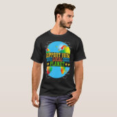 あなたのローカル惑星をサポート Tシャツ (正面フル)