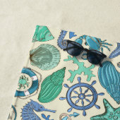 あなたの一流の|のティール(緑がかった色)の海洋動物パターンを加えて下さい ビーチタオル (インサイチュ)