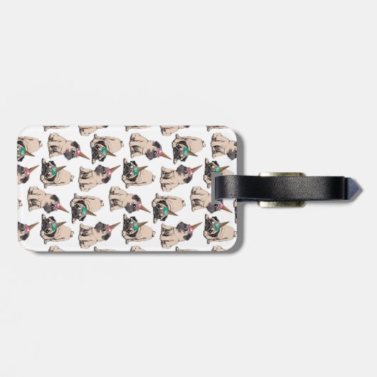 あなたの一流の|の子犬のパグ|の熱望のユニコーンを加えて下さい ラゲッジタグ (裏面横)